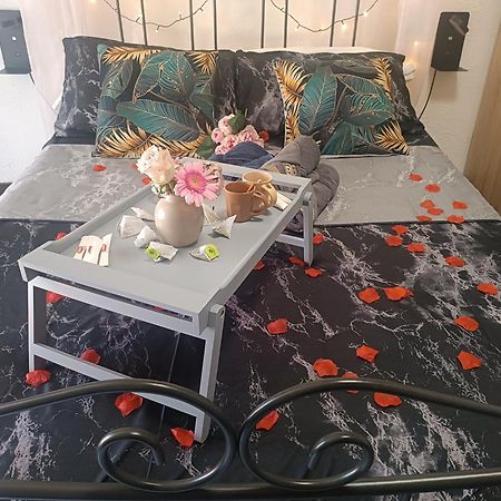 Jolie Maison De Village Capendu 外观 照片